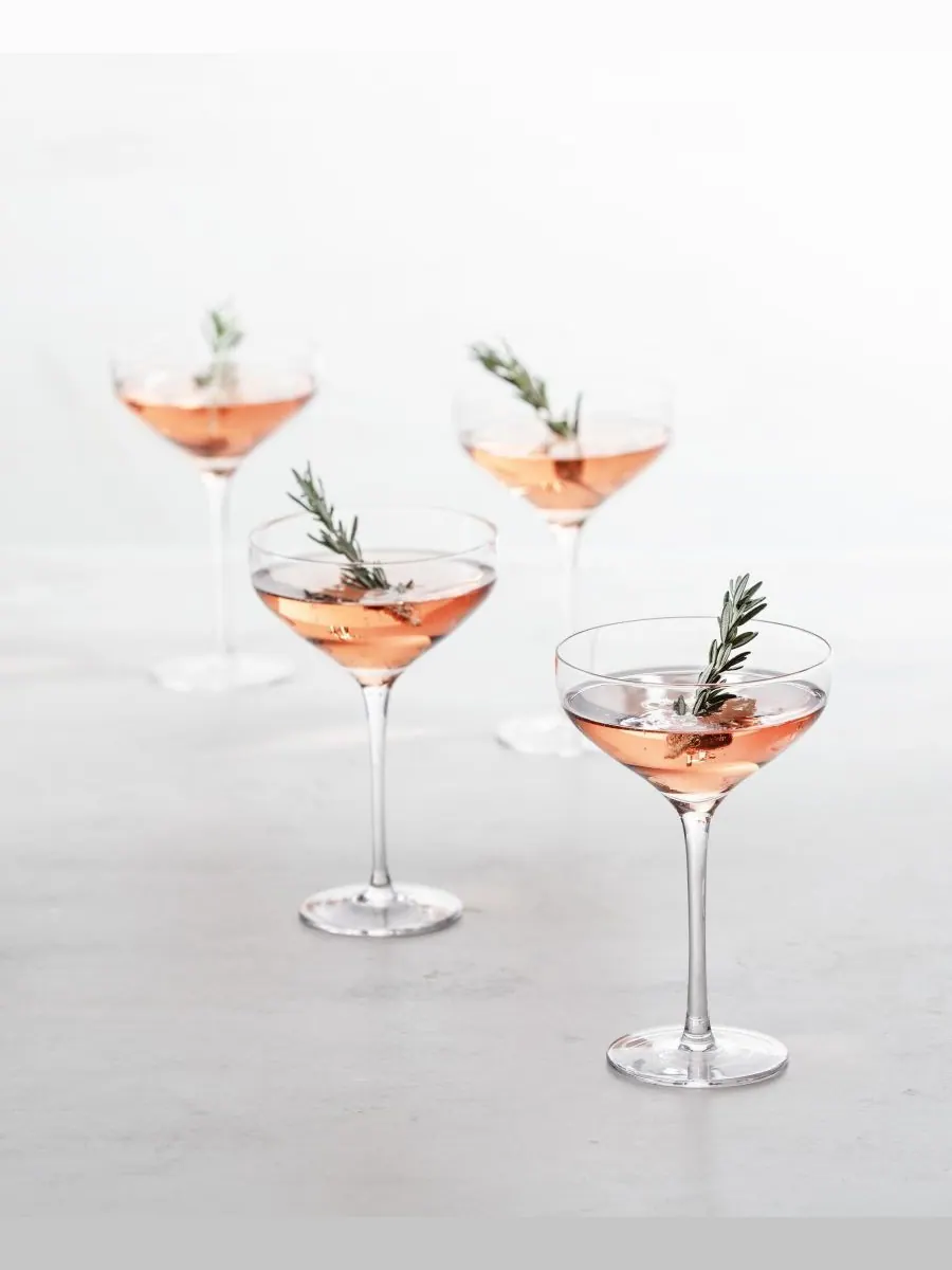 Набор из 4 коктейльных бокалов Gala Coupe Fortessa — изображение 4 из 7, прозрачный