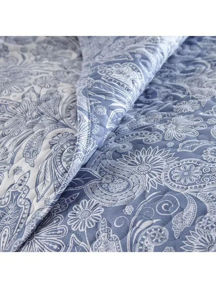 Легкое двустороннее одеяло и накидка Perfect Paisley Southshore Fine Linens — изображение 5 из 5, коралл