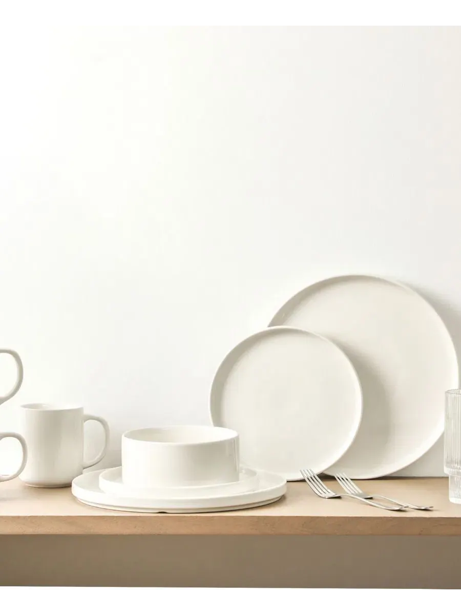 Набор столовых приборов Dining Essentials Kit 40-Pc. Stone Lain — изображение 9 из 9, белый