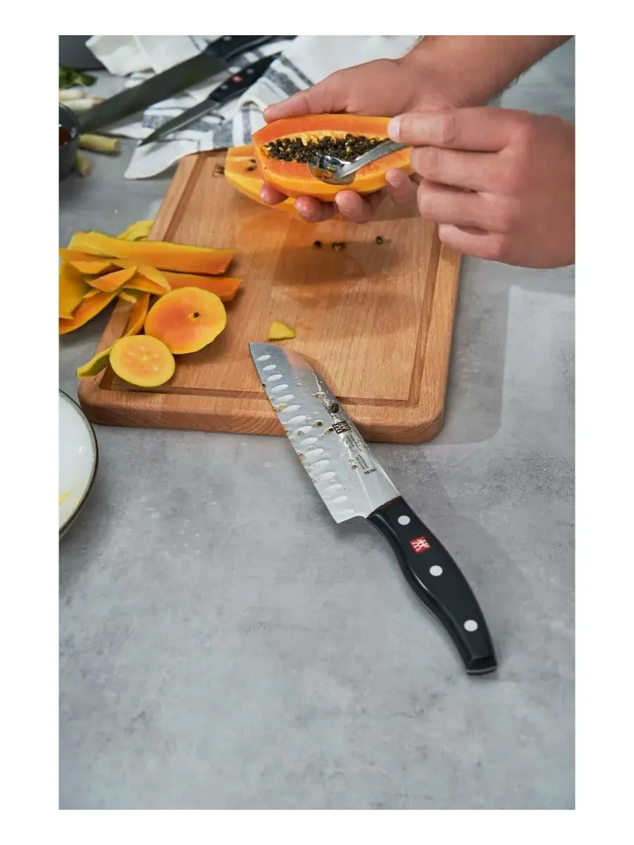Нож JA Henckels TWIN Signature Santoku, 18 см Zwilling — изображение 4 из 6, нет цвета