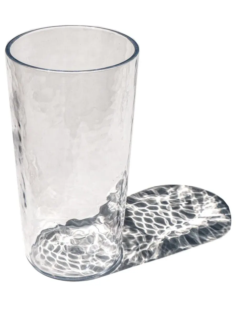 Набор стаканов для напитков Hammered Rustic Acrylic, 6 шт., 680 мл Abode Homewares — изображение 2 из 5, прозрачный