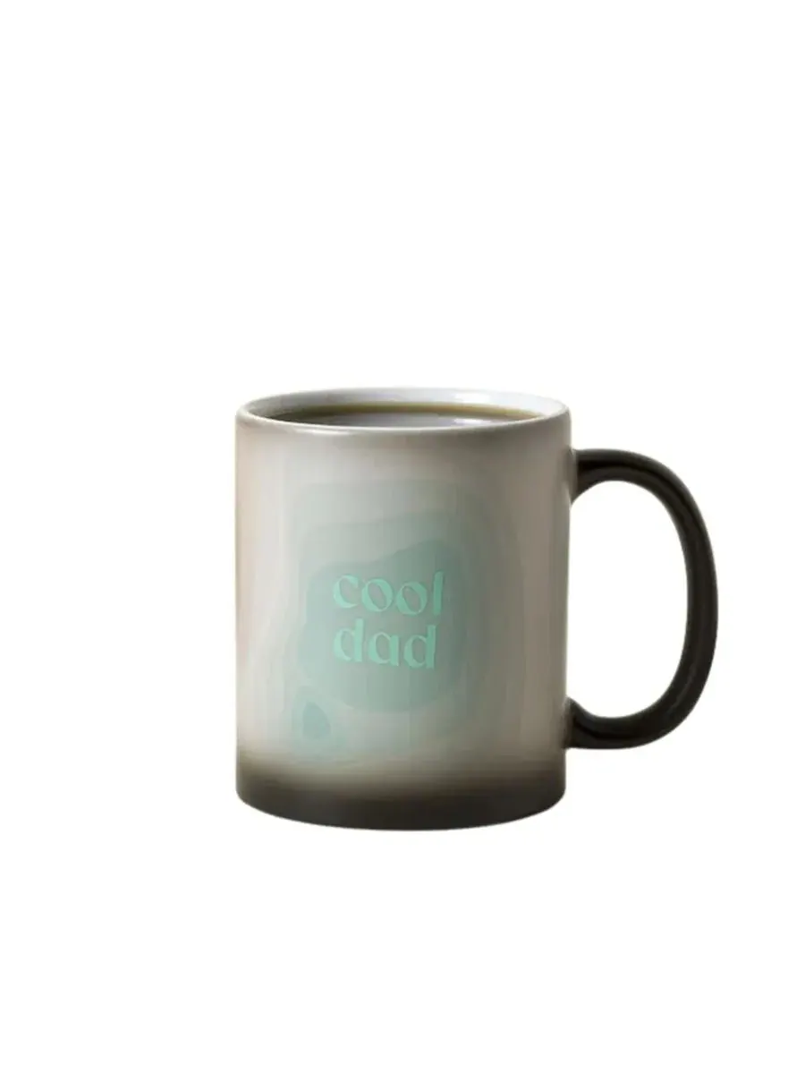 Кружка-хамелеон с принтом Cool Dad/Hot Dad, 11 унций Uncommon Goods — изображение 2 из 3, черный/оранжевый
