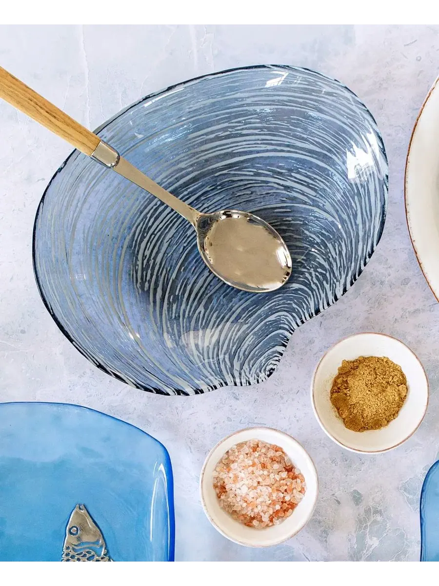 Тарелка-ракушка Isola Glass Shell Plate VIETRI — изображение 2 из 3, синий