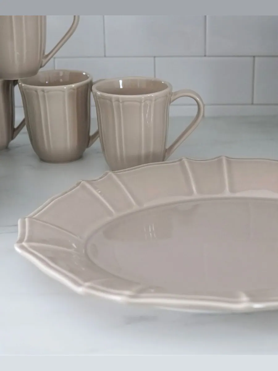 Овальное блюдо Хлои Euro Ceramica — изображение 2 из 3, тауп