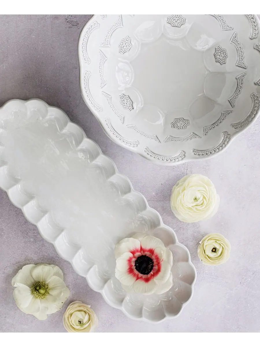 Овальный поднос Incanto Ruffle VIETRI — изображение 3 из 4, белый