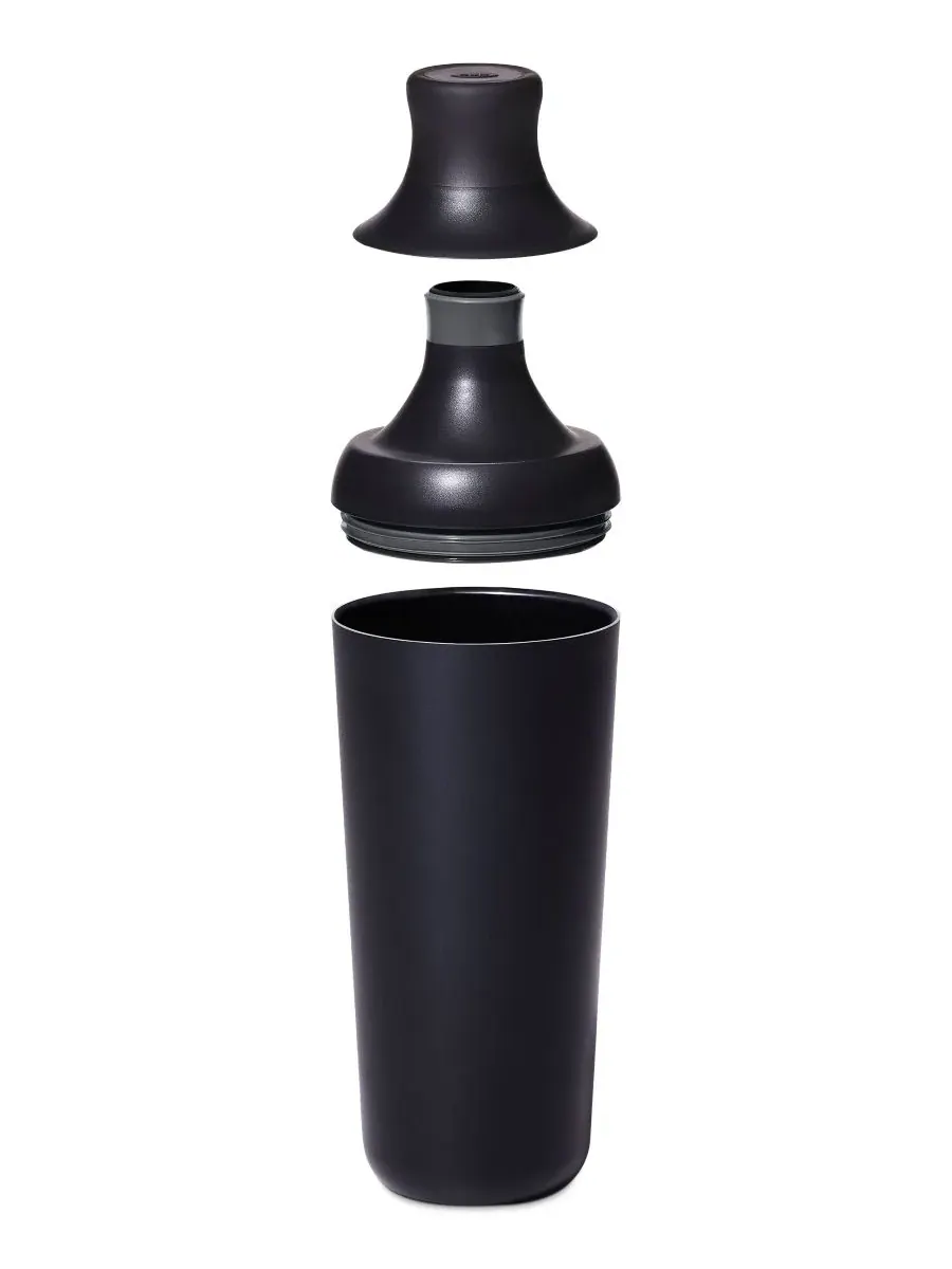Пластиковый шейкер для коктейлей Good Grips Oxo — изображение 3 из 8, черный
