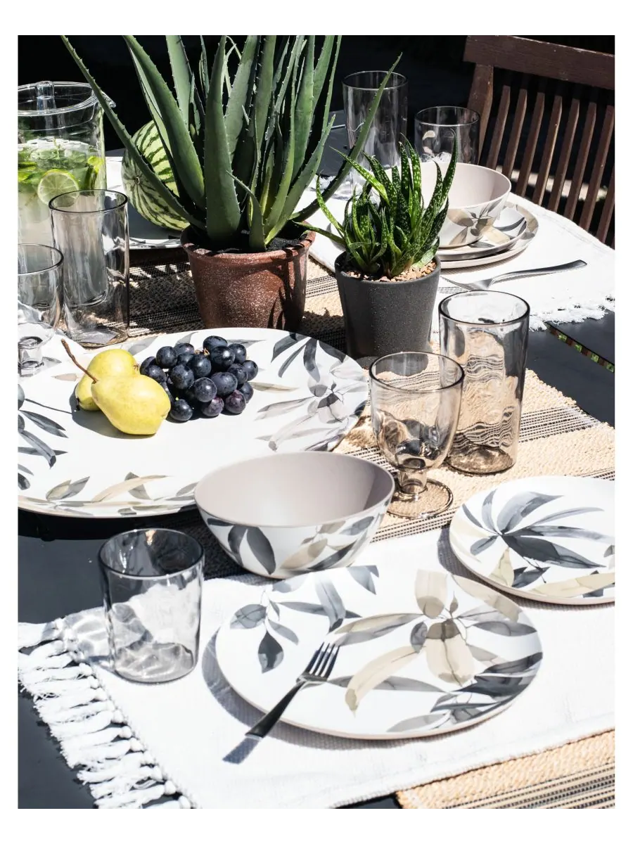 Набор из 6 салатных тарелок Bali Leaves Salad Plates Merge Abode Homewares — изображение 3 из 3, коричневый
