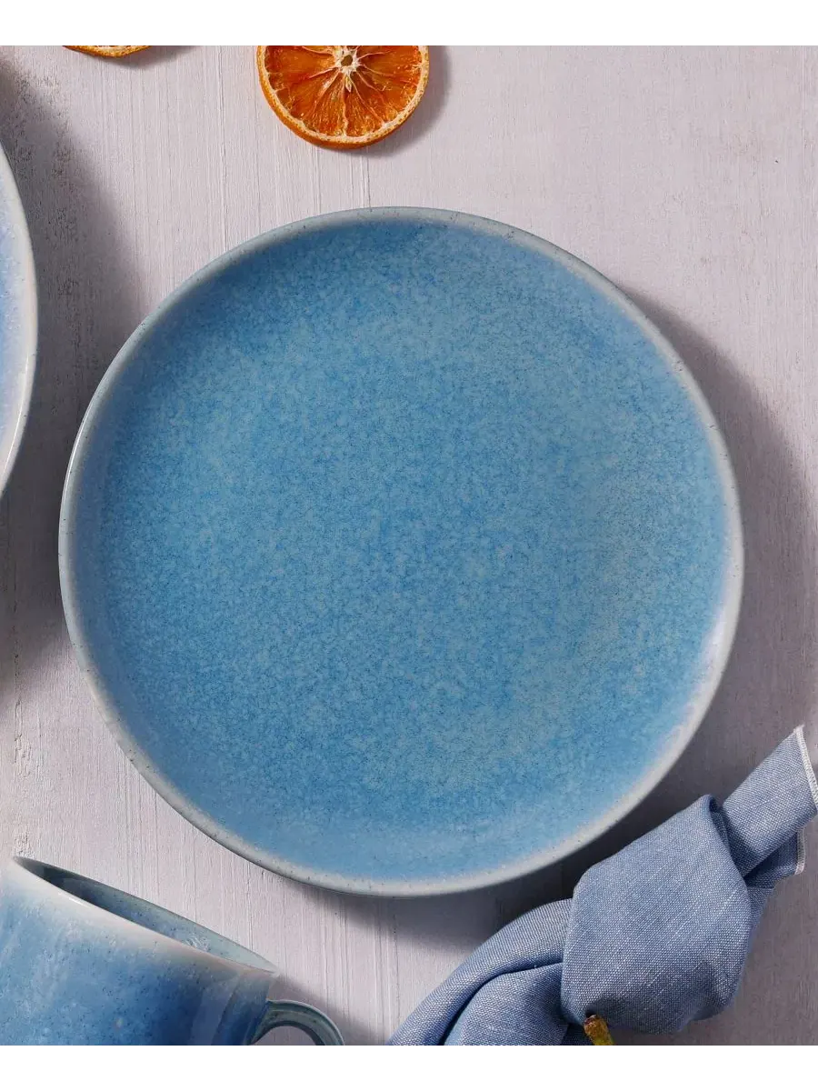 Набор из 4 салатных тарелок Colorwave Kiln Azure Coupe Noritake — изображение 4 из 7, синий