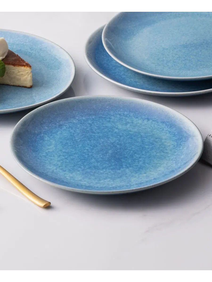 Набор из 4 салатных тарелок Colorwave Kiln Azure Coupe Noritake — изображение 5 из 7, синий