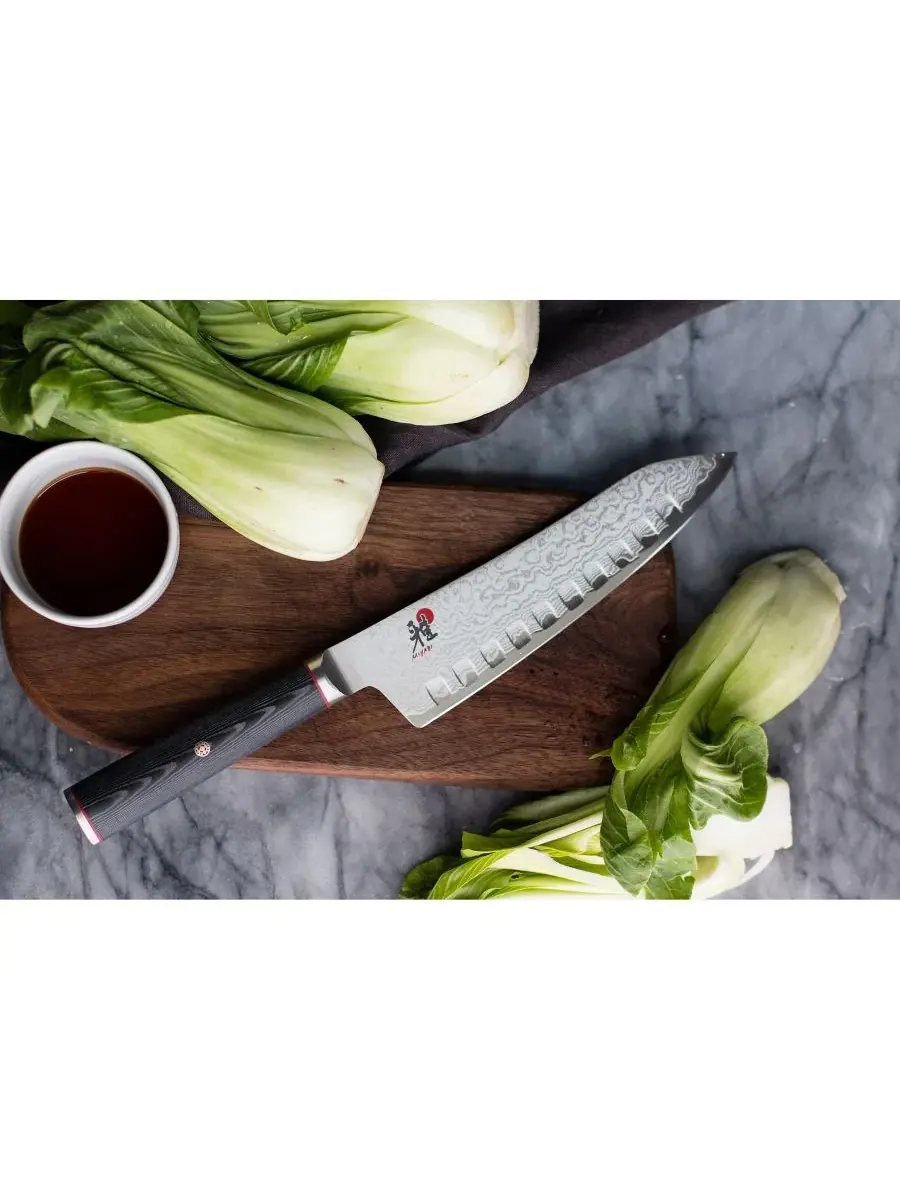 Нож Santoku Kaizen 18 см с качающейся рукояткой Miyabi — изображение 3 из 3, нет цвета