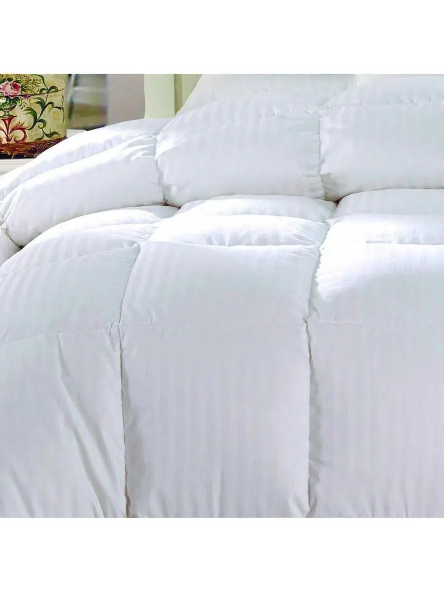 Легкое пуховое одеяло из египетского хлопка с дамасским узором Egyptian Linens — изображение 2 из 4, белый