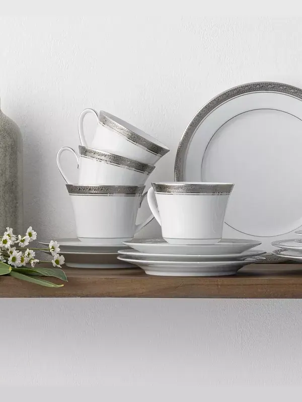 Набор из 4 блюдец Crestwood Platinum, сервиз на 4 персоны Noritake — изображение 2 из 4, белый