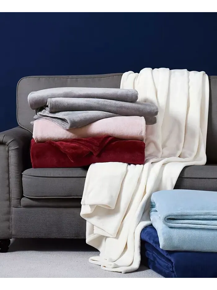 Бархатные плюшевые одеяла Truly Soft — изображение 2 из 3, светлый синий