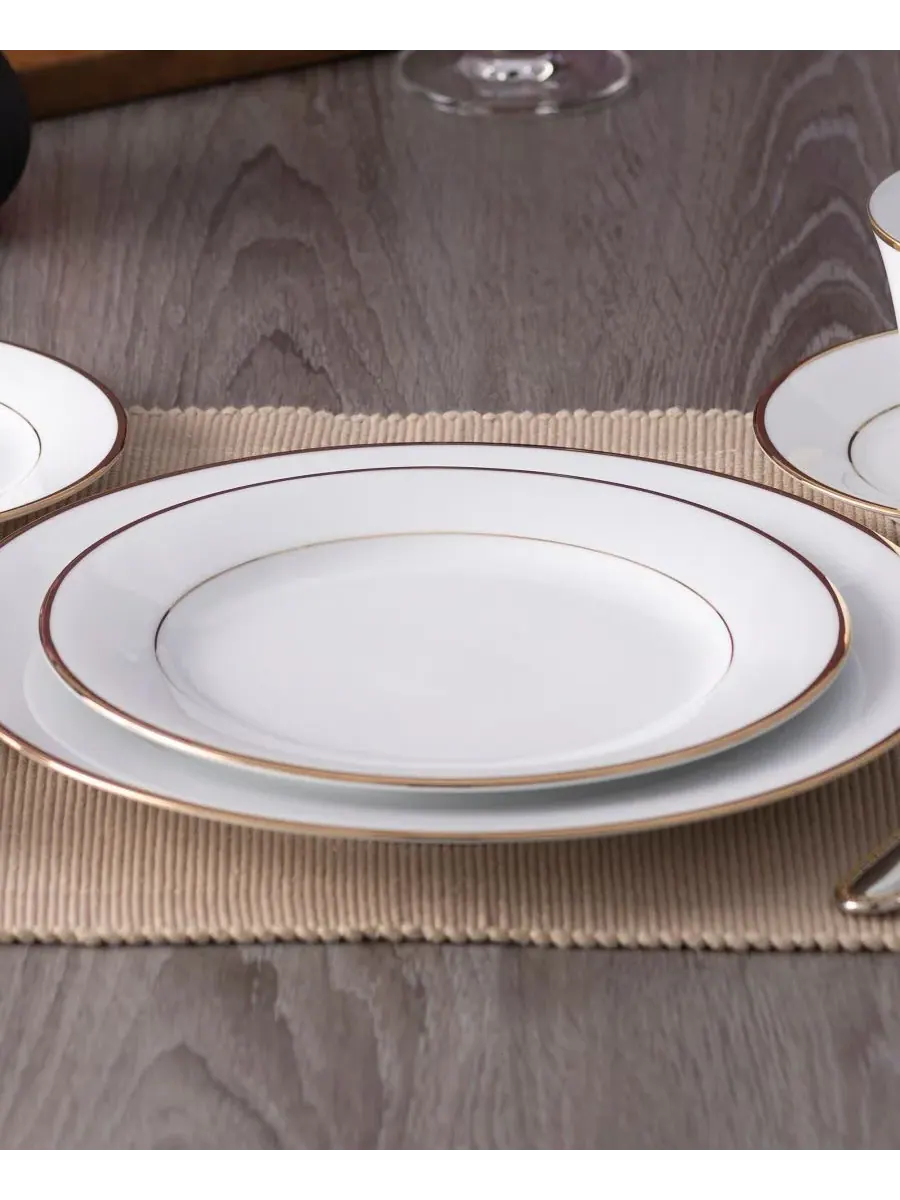 Набор из 4 салатных тарелок Noritake Heritage 21 см — изображение 9 из 10, золото