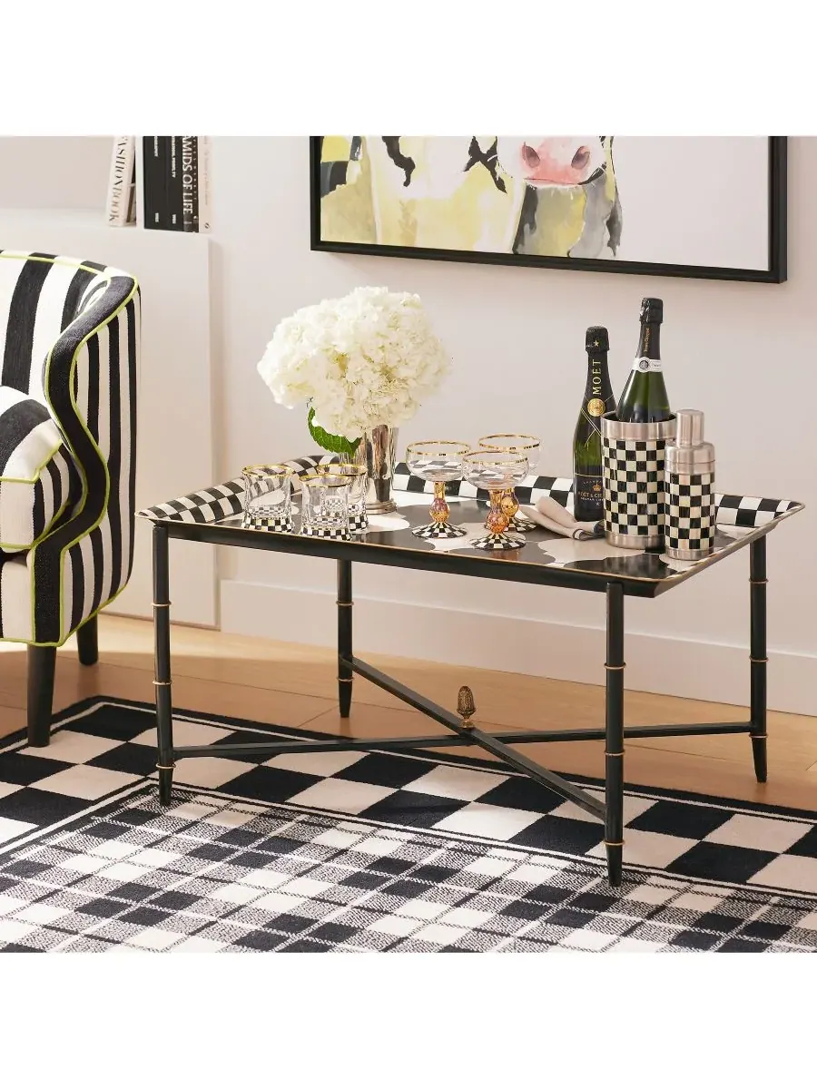 Коктейльный шейкер Courtly Check 3260 Mackenzie-Childs — изображение 4 из 4, нет цвета