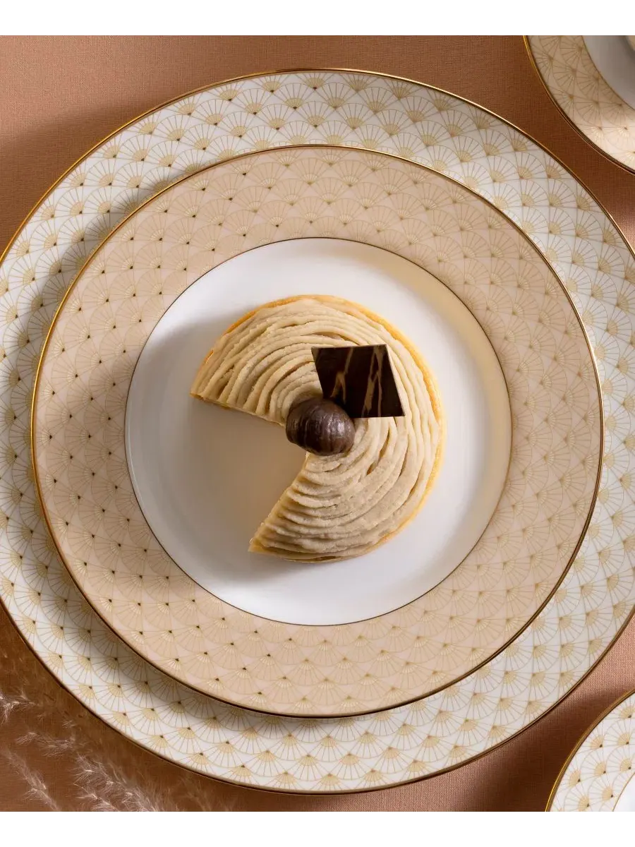 Набор из 4 салатных тарелок Trocadero Gold Noritake — изображение 5 из 6, золотистый белый