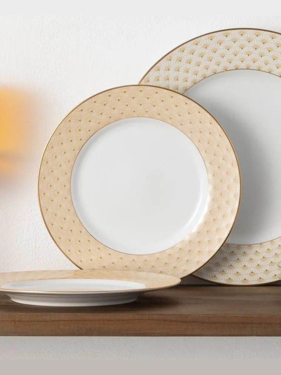 Набор из 4 салатных тарелок Trocadero Gold Noritake — изображение 6 из 6, золотистый белый