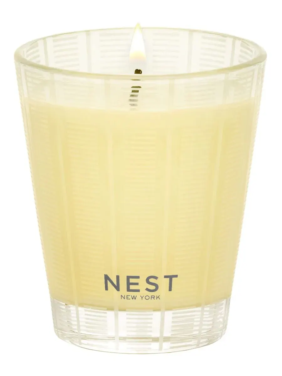 Ароматическая свеча Sunlit Yuzu and Mandarin, 230 г NEST New York — изображение 2 из 5, нет цвета