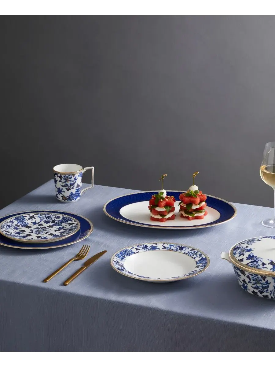 Тарелка с салатом из гибискуса Wedgwood — изображение 6 из 6, нет цвета