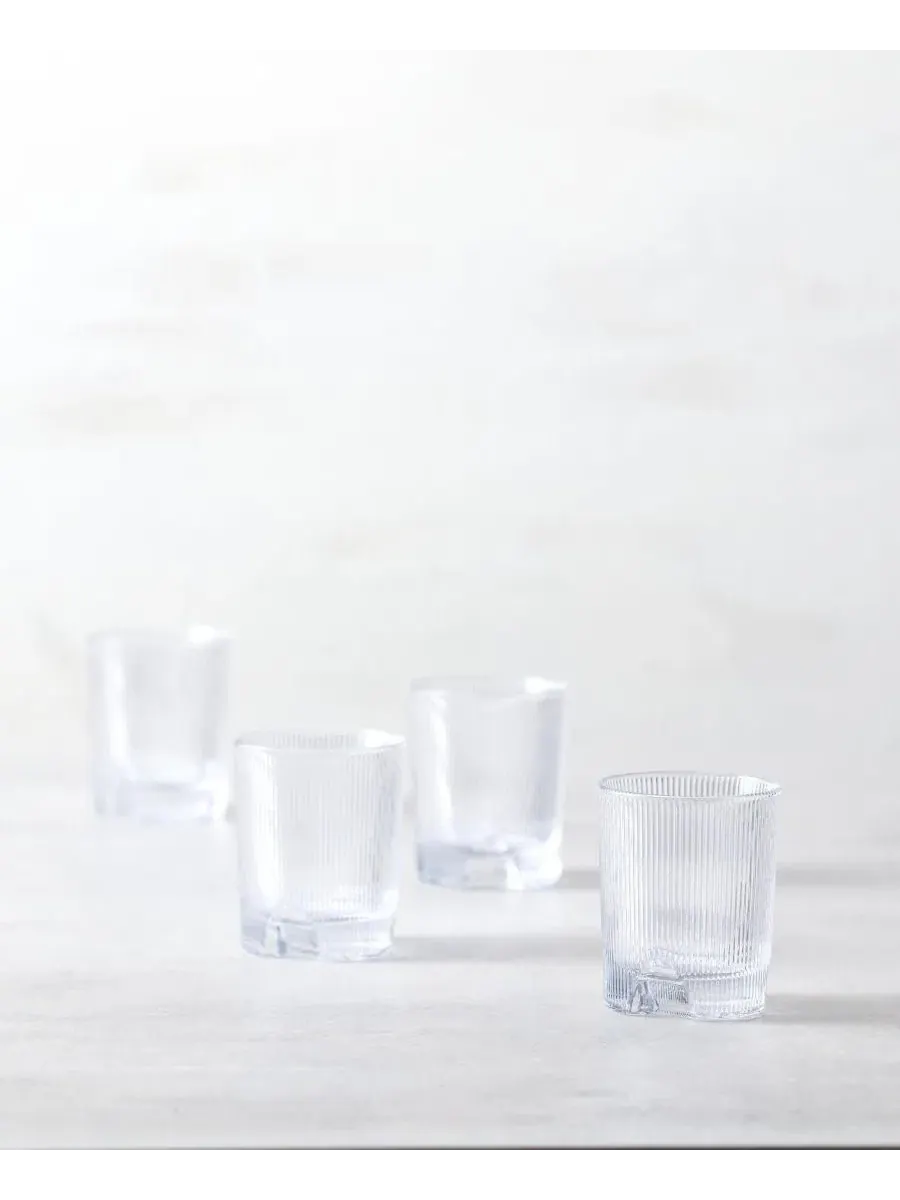 Набор из 4 стаканов для виски с граненым дизайном, 290 мл Zwiesel Glas — изображение 3 из 6, прозрачный