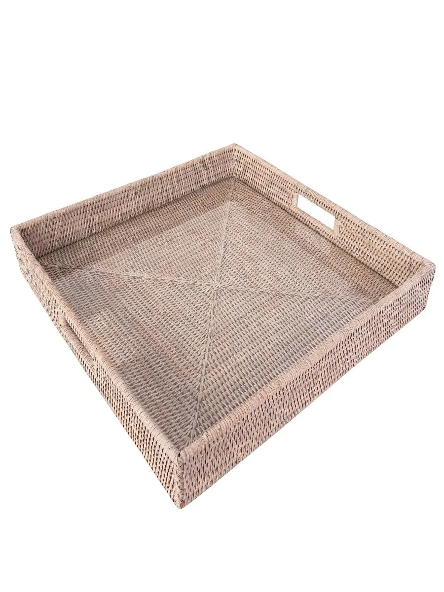 Подносы для сервировки в форме пуфика квадратной формы от Artifacts Trading Company со стеклянной — изображение 2 из 4, белый