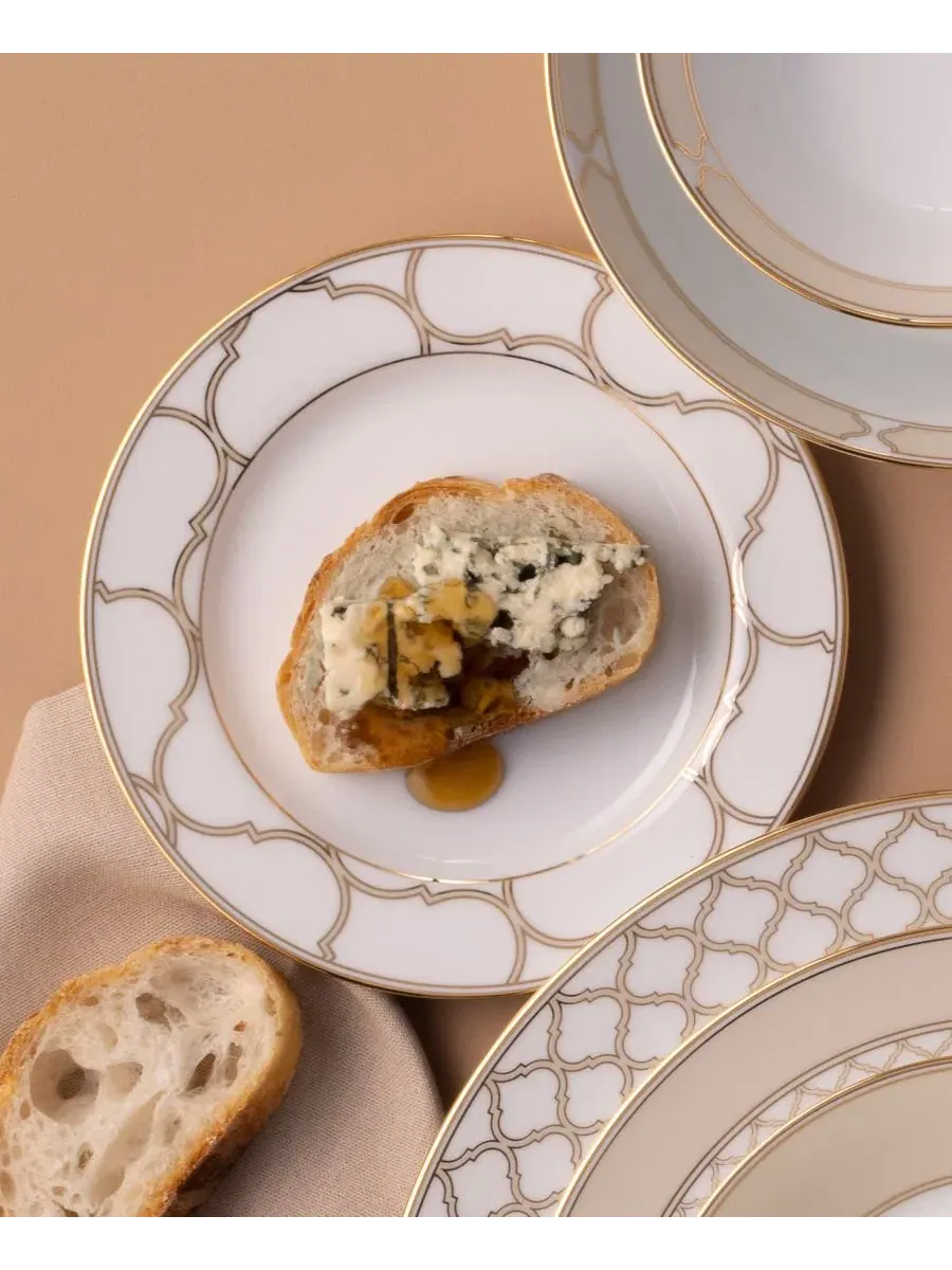 Набор из 4 тарелок для хлеба, масла и закусок Eternal Palace Gold, 17 см Noritake — изображение 6 из 13, белый золотистый