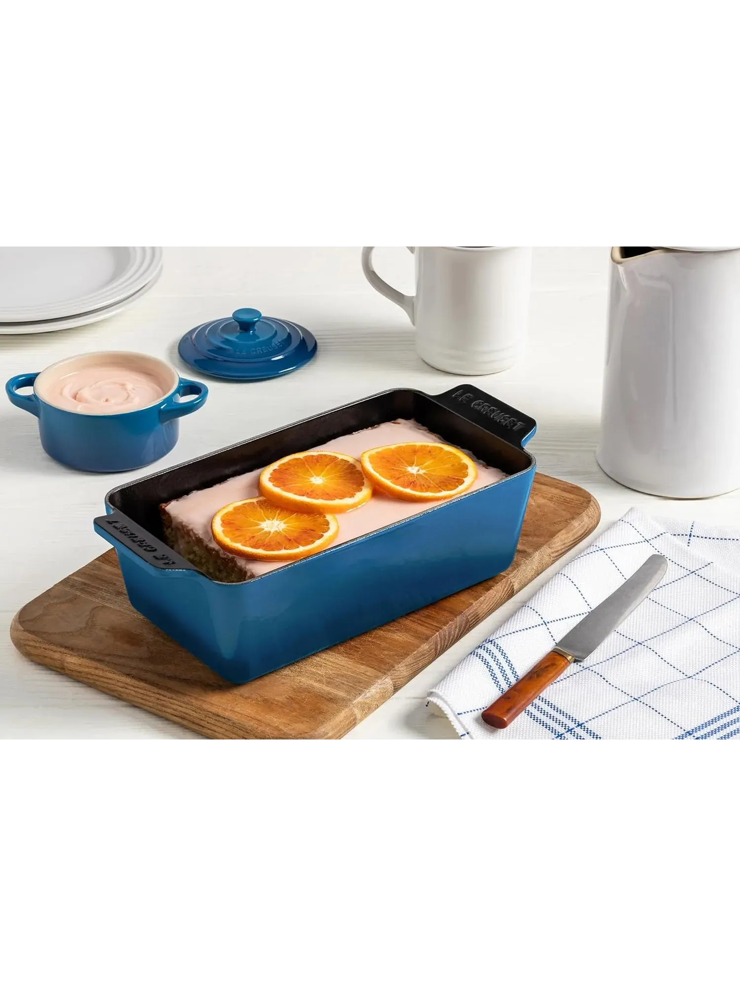 Форма для выпечки хлеба Le Creuset, 23 см, 1,9 л — изображение 5 из 6, вишневый