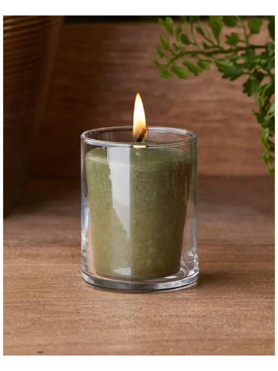 Набор свечей Votive Hosta из 18 штук, с ароматом ROOT CANDLES — изображение 2 из 2, темный оливковый