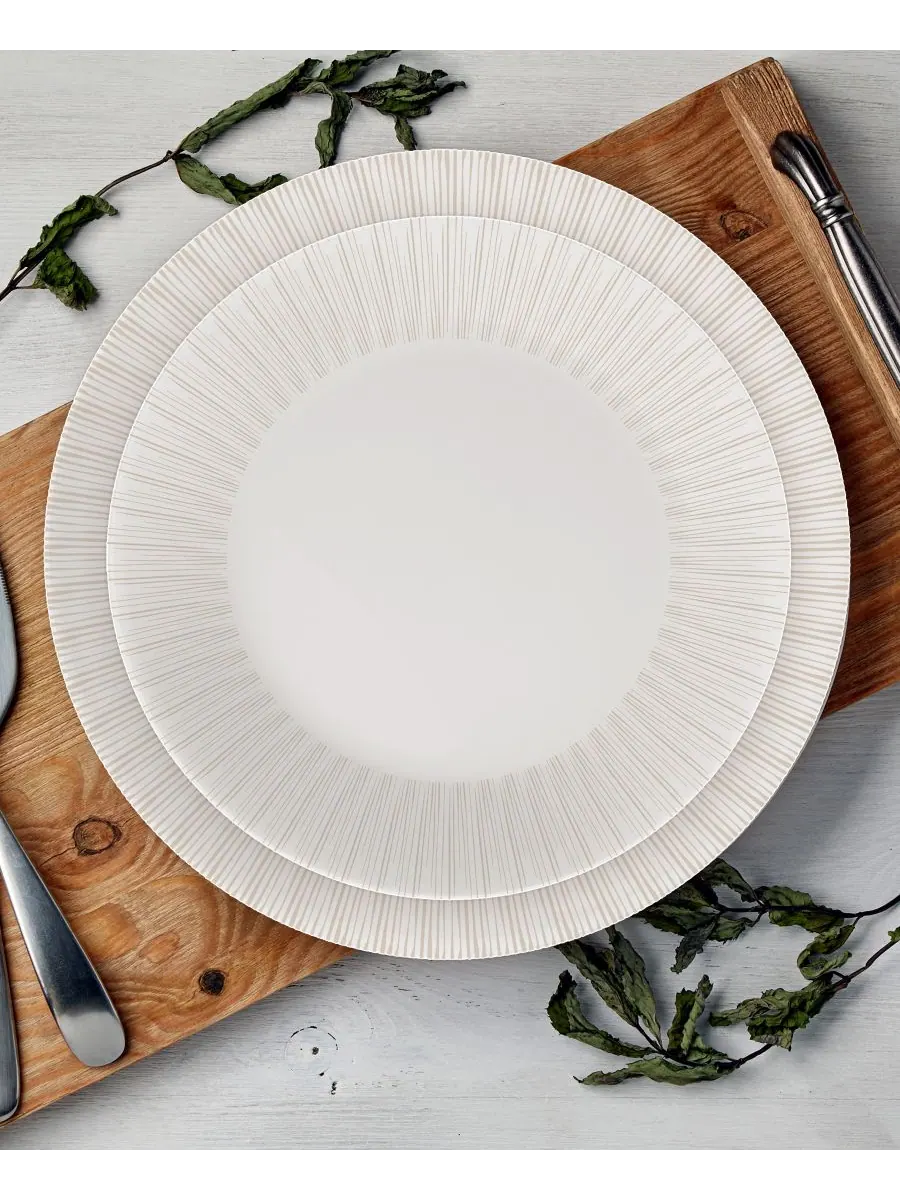 Набор посуды Hushed Lines из 12 предметов, на 4 персоны Corelle — изображение 4 из 8, белый