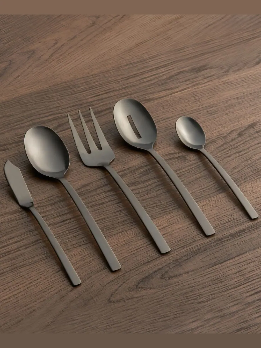 Cambridge Silversmiths Набор столовых приборов Beacon Black Satin, 45 предметов, на 8 персон — изображение 4 из 7, черный