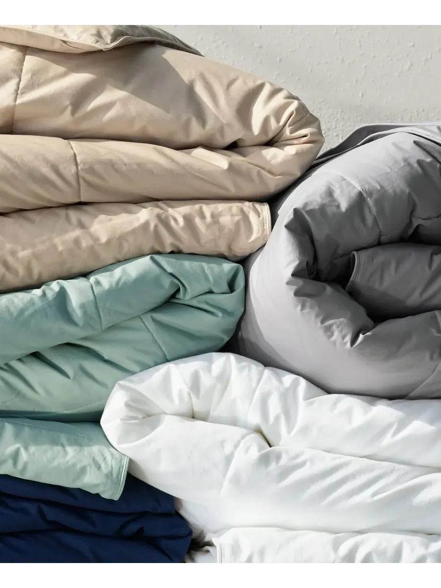 Одеяло Essential Pureloft Box Comforter Lands' End — изображение 3 из 3, белый