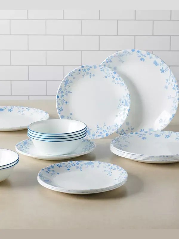 Садовая песня. Набор столовых приборов из 12 предметов, сервиз на 4 персоны. Corelle — изображение 2 из 4, белый