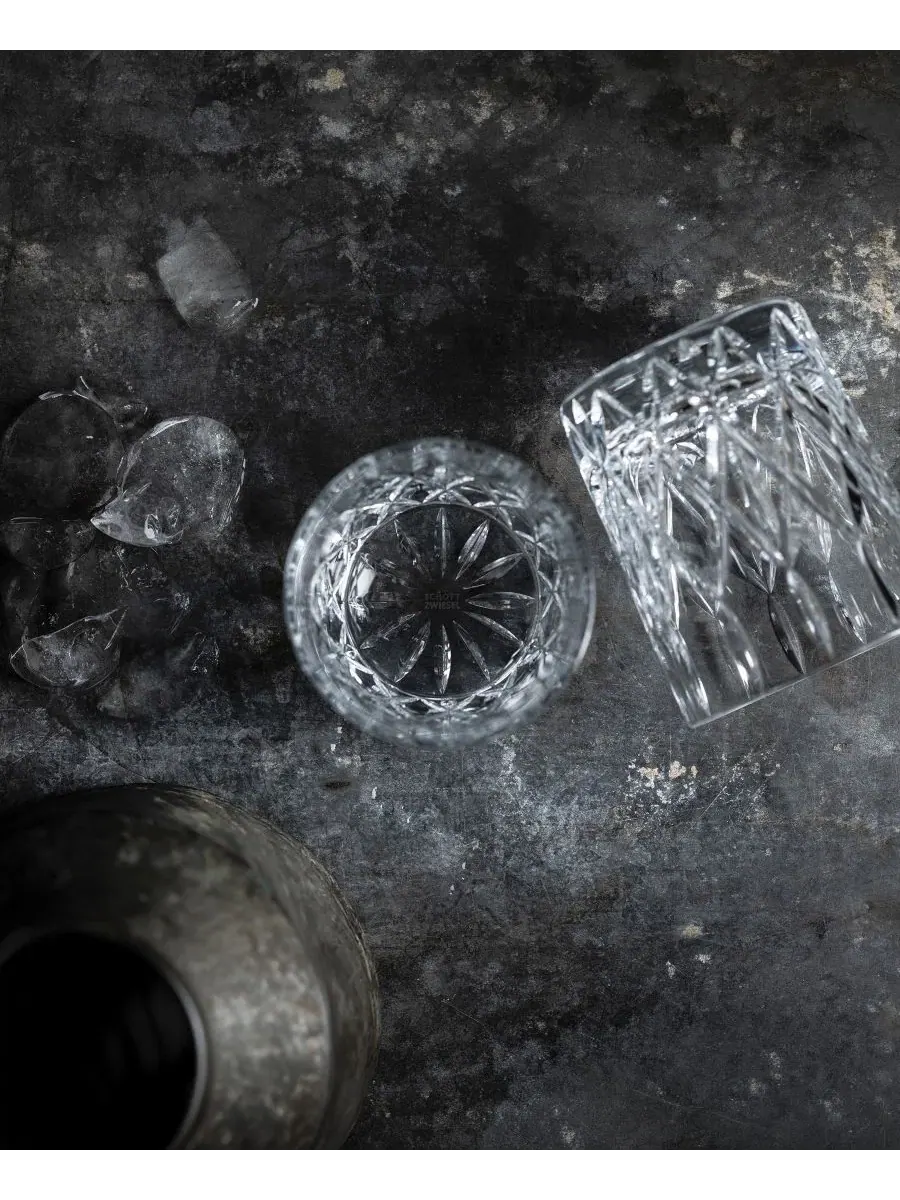 Набор из 4 стаканов для виски Double Old Fashioned Stage, Tritan Crystal Zwiesel Glas — изображение 4 из 7, прозрачный