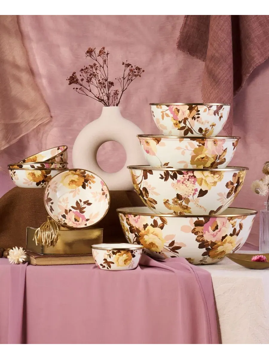 Миска для подачи Wild Rose White Medium Everyday Bowl MacKenzie-Childs — изображение 4 из 4, белый
