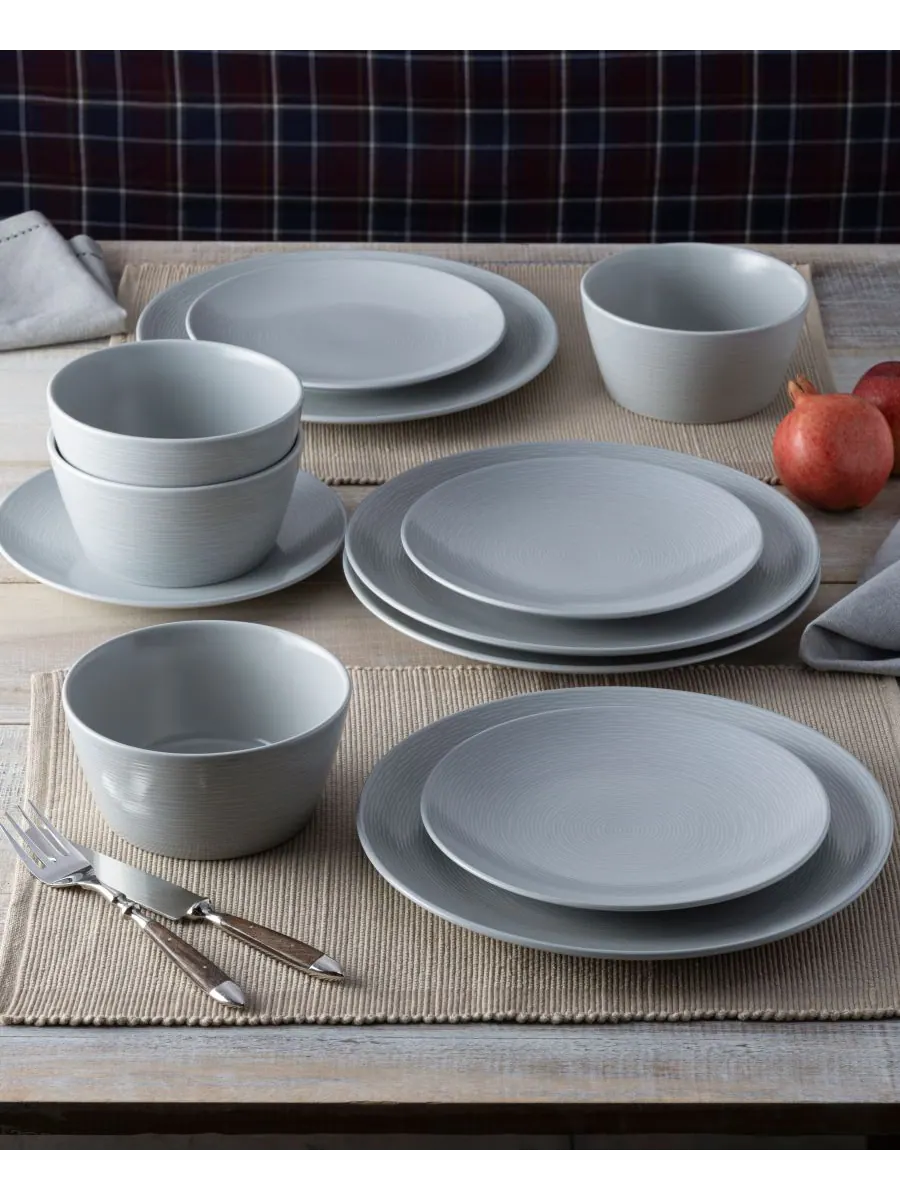 Набор посуды Colorscapes Swirl Coupe из 12 предметов, на 4 персоны Noritake — изображение 3 из 7, серый