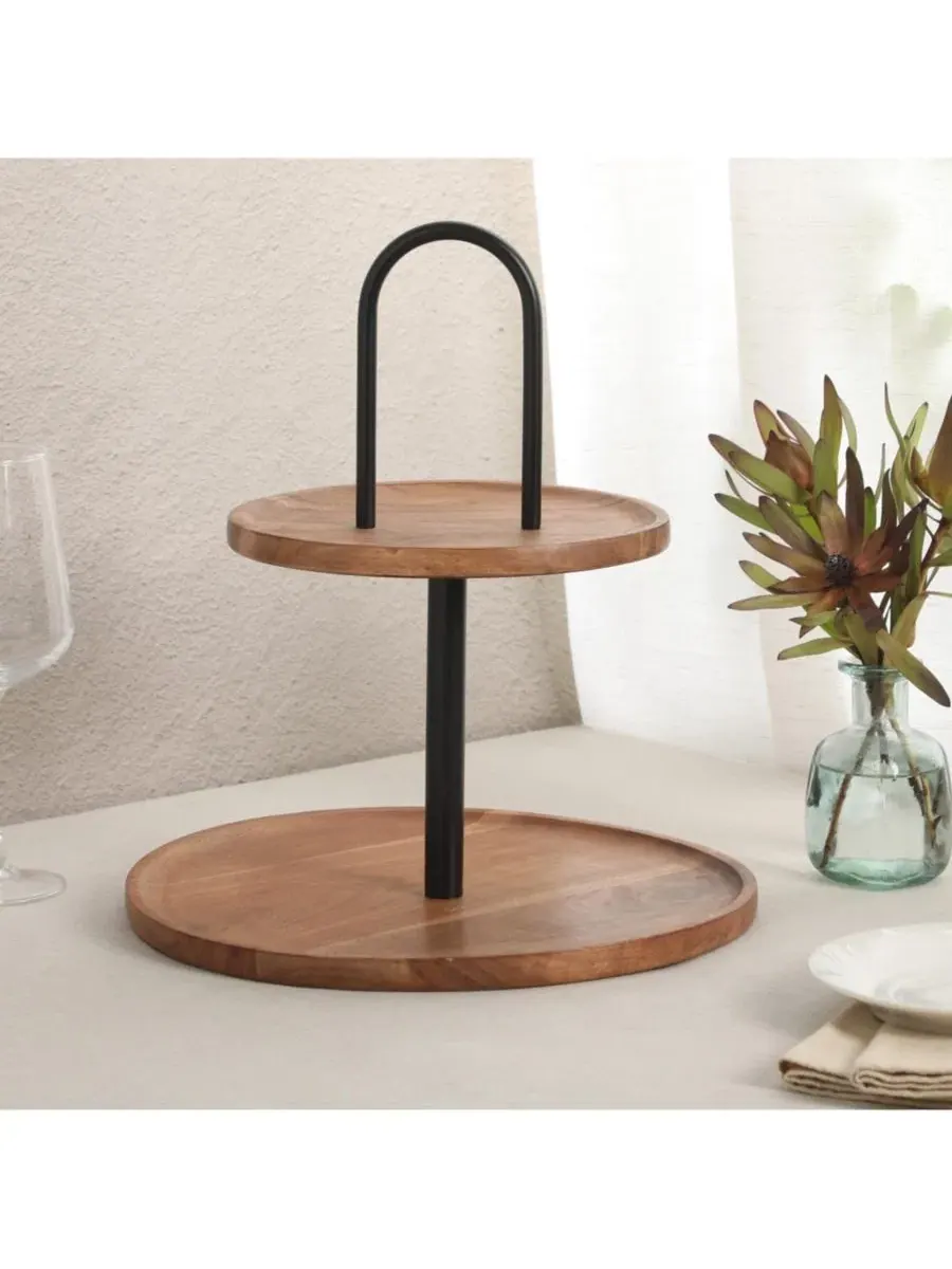 Круглый двухъярусный сервировочный поднос из акации от Gracious Dining Gibson Home — изображение 7 из 9, прозрачный