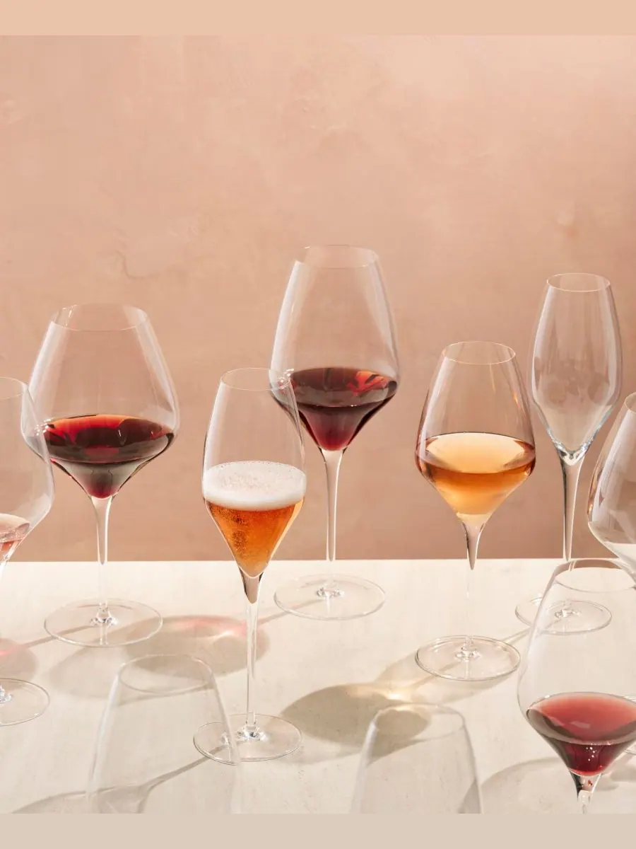 Набор из 2 бутылок бургундского вина Alloro ручной работы Alloro Zwiesel Glas — изображение 4 из 6, прозрачный