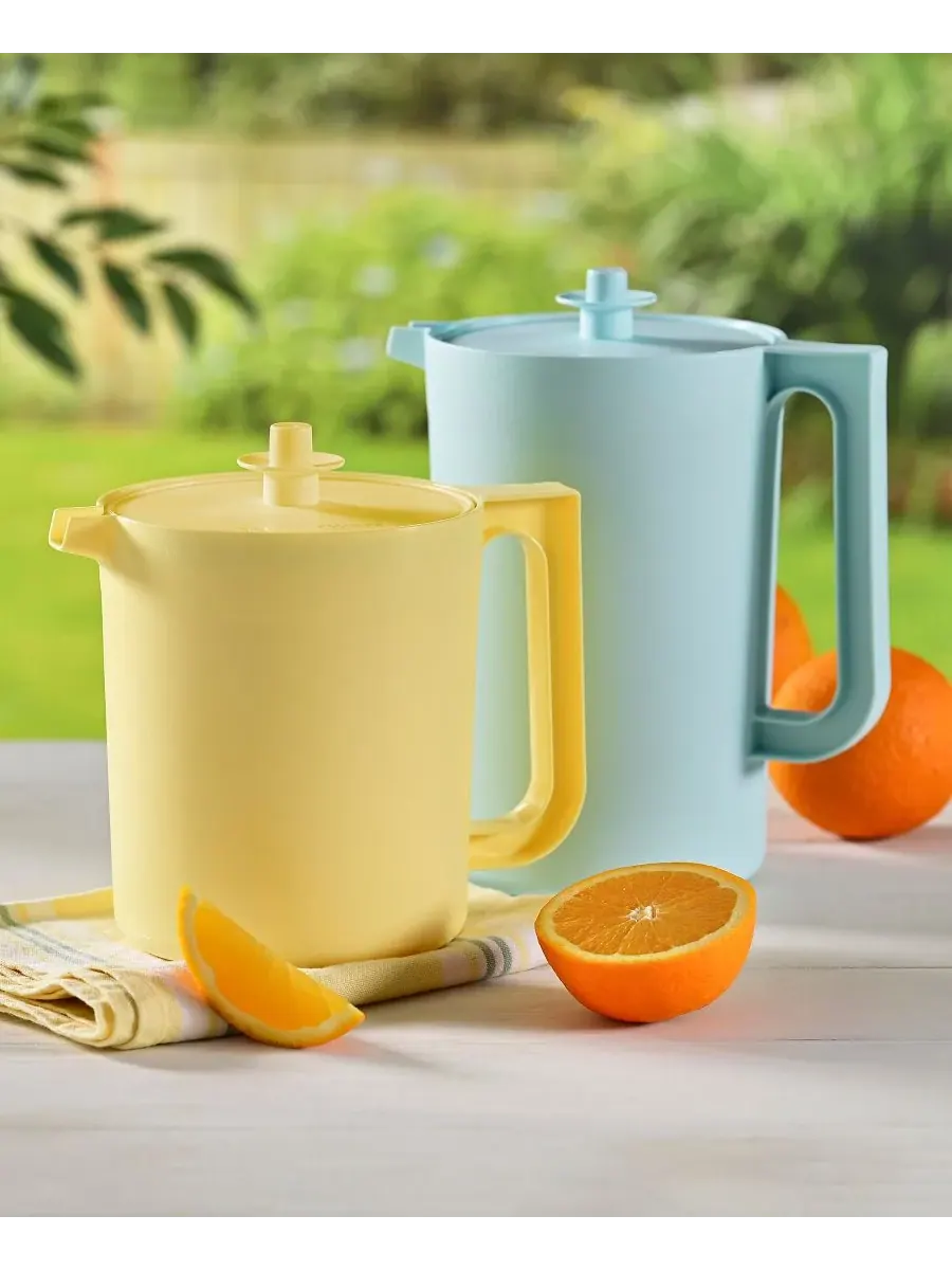 Набор винтажных кувшинов Heritage объемом 1,5 и 2 л (2 шт.) Tupperware — изображение 3 из 8, мульти