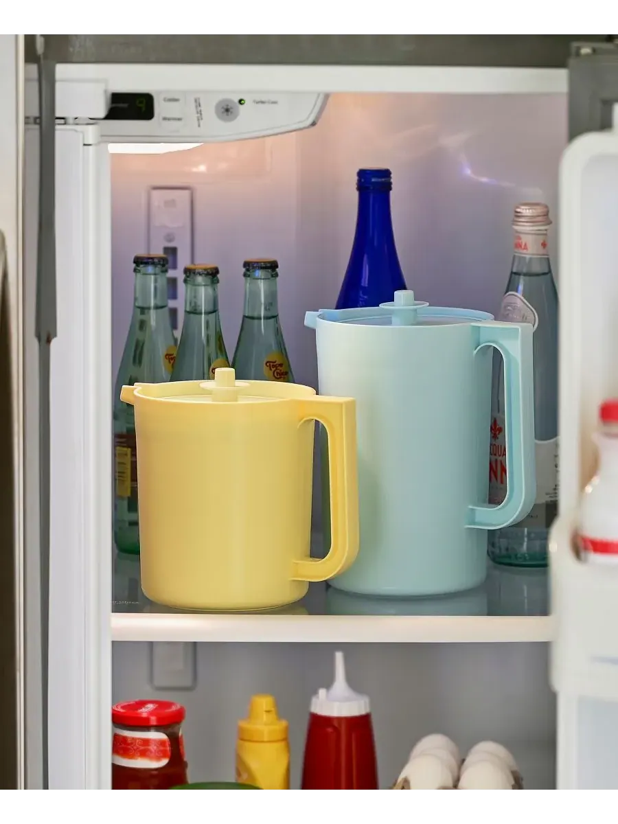 Набор винтажных кувшинов Heritage объемом 1,5 и 2 л (2 шт.) Tupperware — изображение 4 из 8, мульти