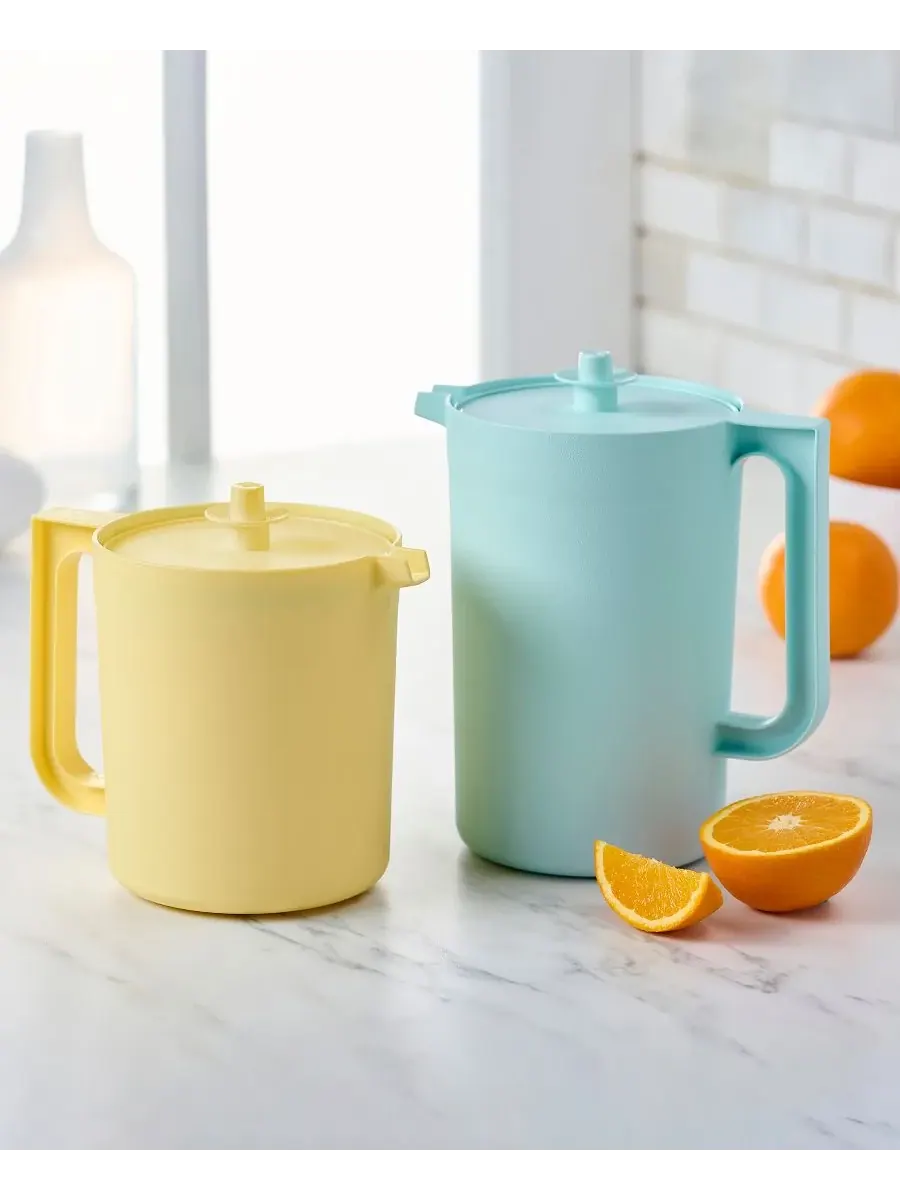 Набор винтажных кувшинов Heritage объемом 1,5 и 2 л (2 шт.) Tupperware — изображение 5 из 8, мульти
