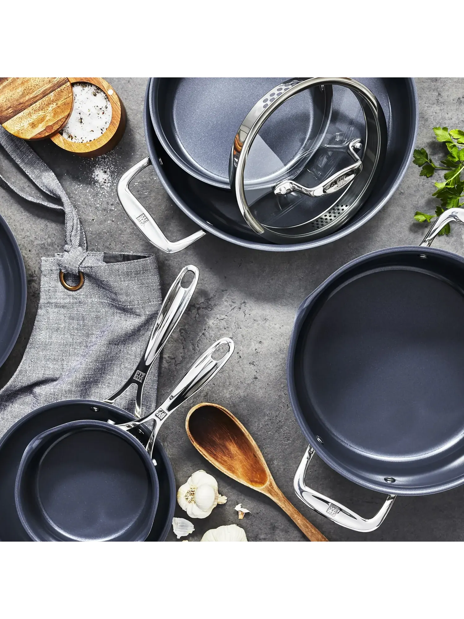 Кастрюля Zwilling Clad CFX Ceramic, 5,7 л, 24 см — изображение 2 из 6, серебристый