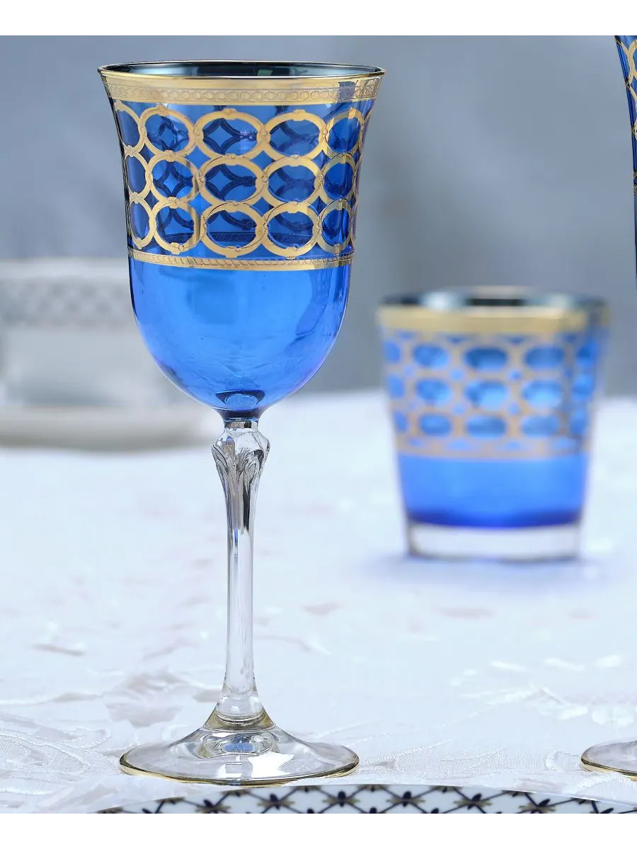 Lorren Home Trends Набор из 4 бокалов для красного вина кобальтово-синего цвета с позолоченными — изображение 4 из 5, синий