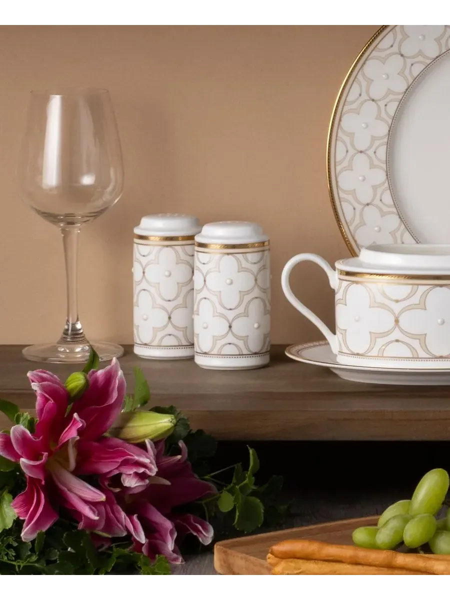 Набор из солонки и перечницы Noritake Trefolio Gold 10 см — изображение 5 из 9, золото