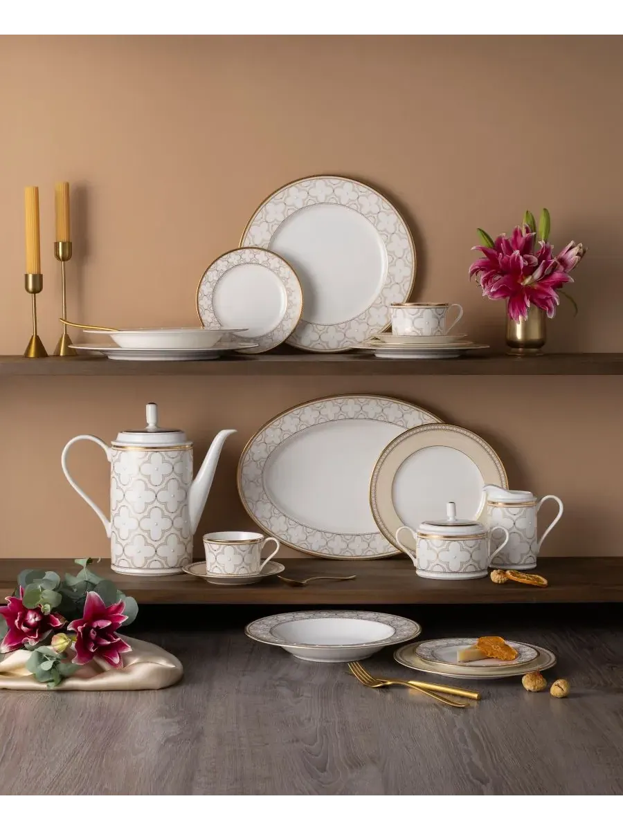 Набор из солонки и перечницы Noritake Trefolio Gold 10 см — изображение 6 из 9, золото