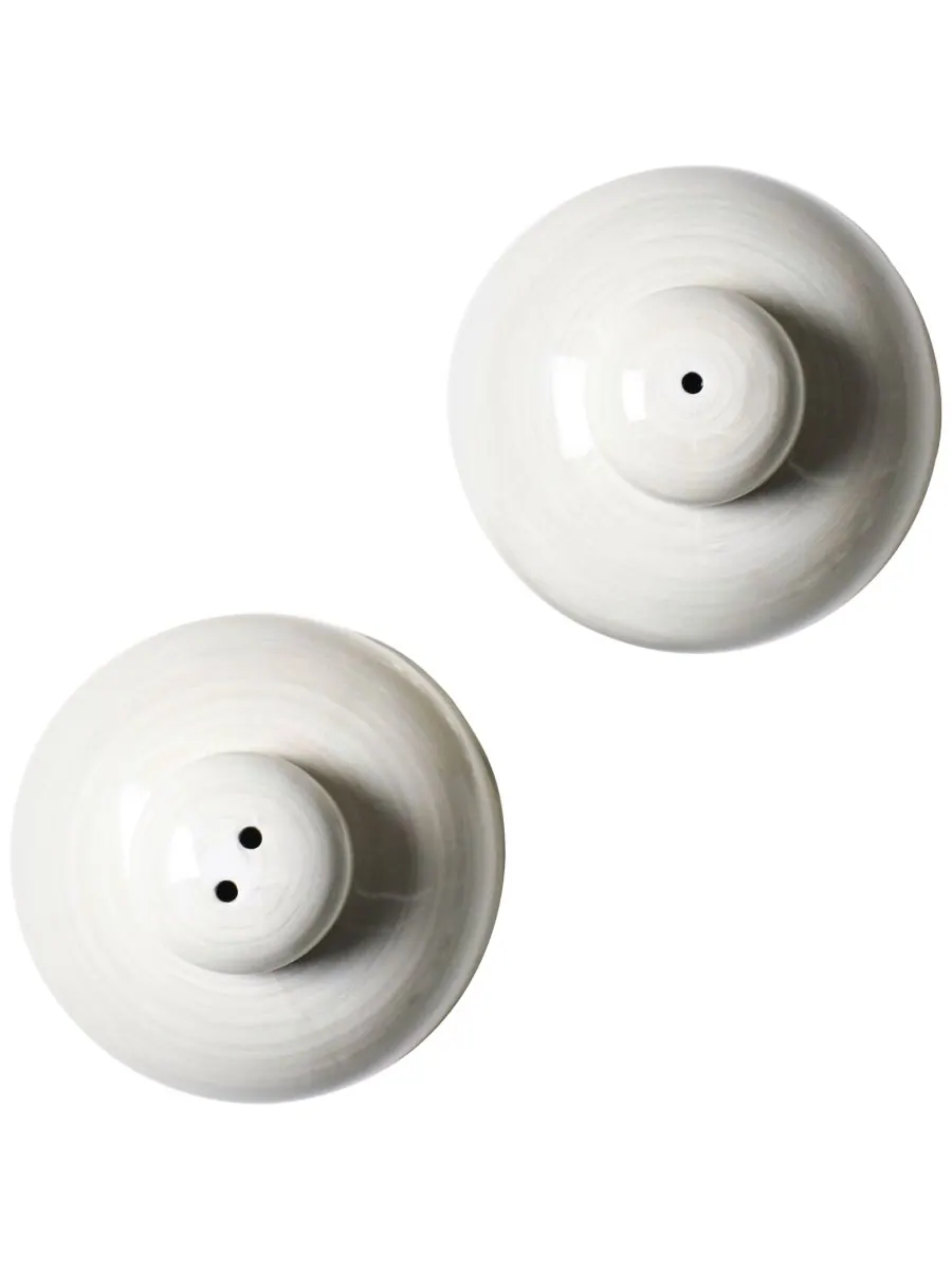 Coton Colors Набор солонки и перечницы Laura Johnson Signature White Ruffle — изображение 2 из 3, белый