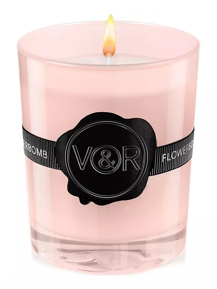 Ароматическая свеча Flowerbomb, 5,8 унции Viktor & Rolf — изображение 2 из 3, нет цвета