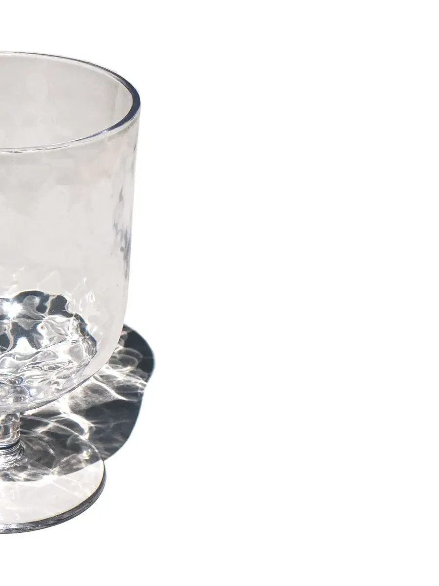 Набор из 6 стаканов для вина Hammered Rustic Acrylic Abode Homewares — изображение 3 из 5, прозрачный
