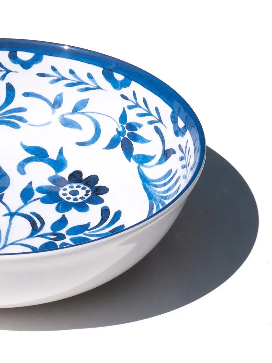 Сервировочная чаша для салата 30 см с медальон-цветочным дизайном Abode Homewares — изображение 4 из 4, синий