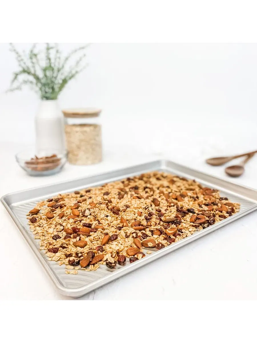 Противень для выпечки из алюминизированной стали Patriot Nonstick Half-Sheet Pan USA Pan — изображение 2 из 3