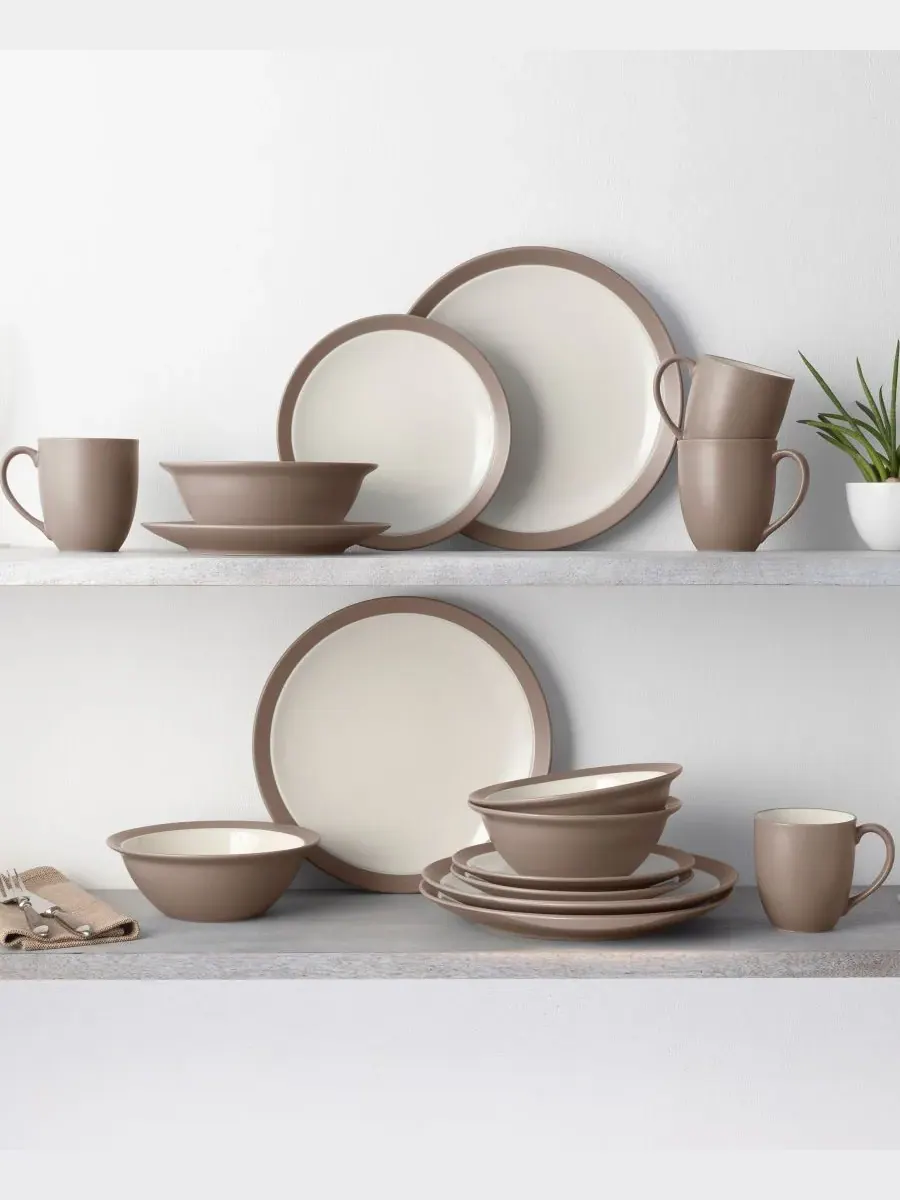 Набор посуды из 16 предметов Noritake Colorwave Curve, глиняный — изображение 2 из 4, глина